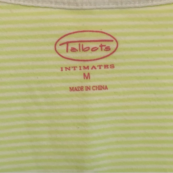 TALBOTS White Tank Top with Appliquéd Beaded Flower, Size Medium. - Picture 3 of 7